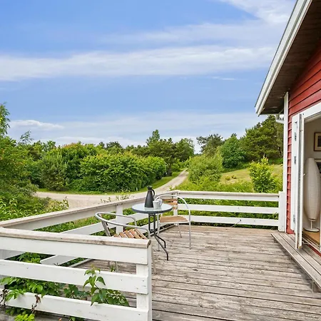 Charming And Well-kept On A Large Natural Plot Close To Forest, And The Cosy Harbour, Shops And Attractions Of * Ebeltoft